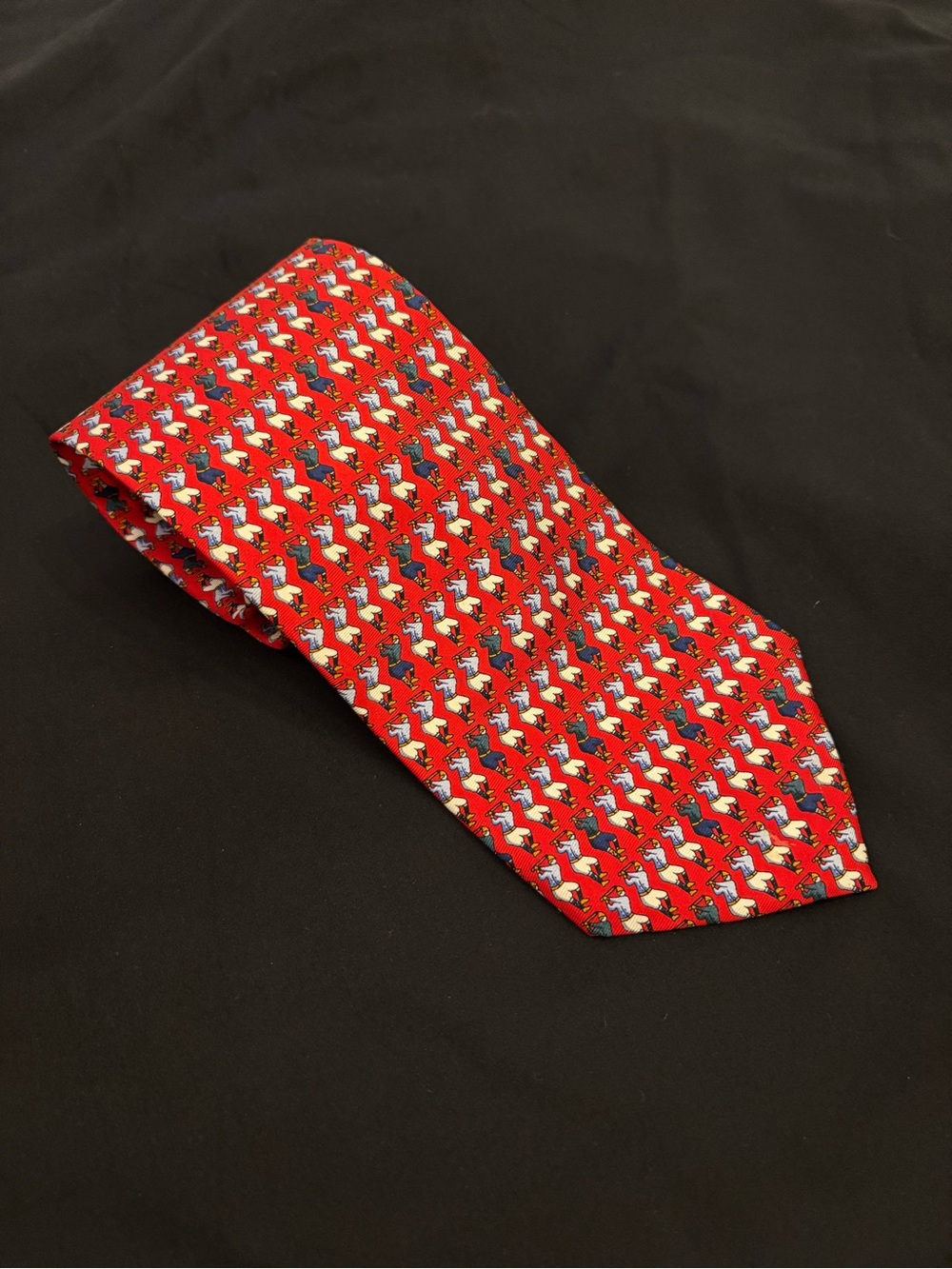 Vintage Collectibles by Barbara Blank Men's Red Golf Golfer Silk Tie Retro